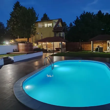 Banda * Sremski Karlovci